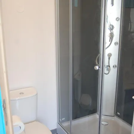 Studio Neuf De 17 M2 A 800m De La Plage De Sur Mer Lägenhet *